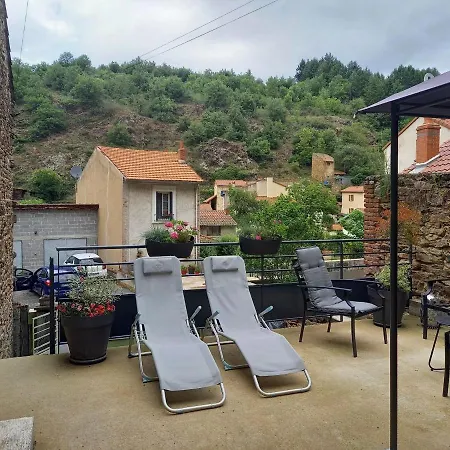 Cosy Avec Jeux Et Terrasse A - Fr-1-582-338 *