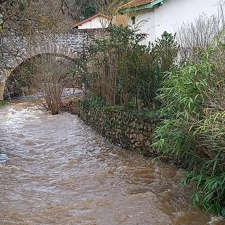 Cosy Avec Jeux Et Terrasse A - Fr-1-582-338