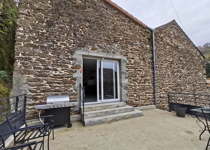 Cosy Avec Jeux Et Terrasse A - Fr-1-582-338 * Auzon